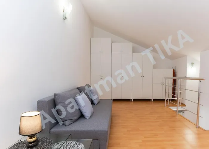 公寓 Tika Ciovo 特罗吉尔